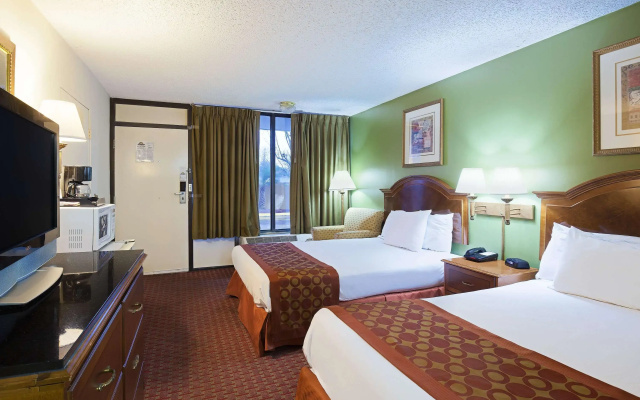 Baymont by Wyndham Lafayette