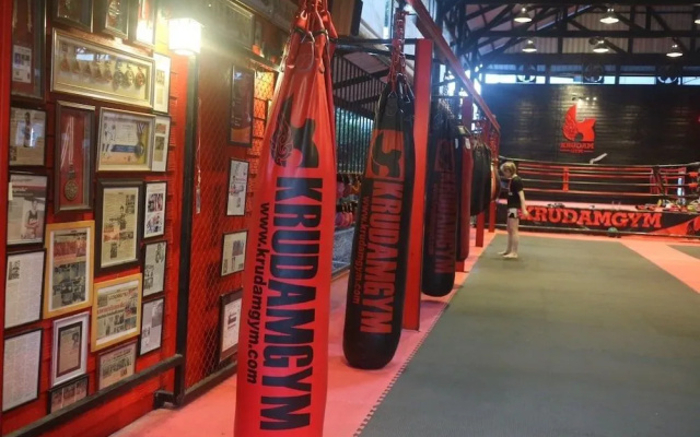 KruDam Gym Hostel