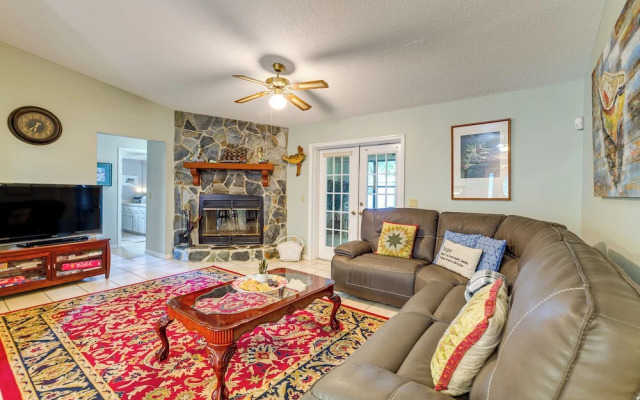 Waterfront Deck & Private Dock! Rainbow River Home