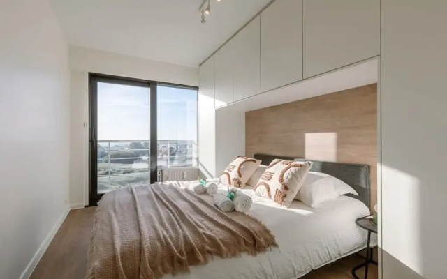 Cosy Apartment With Terrace Overlooking the sea
