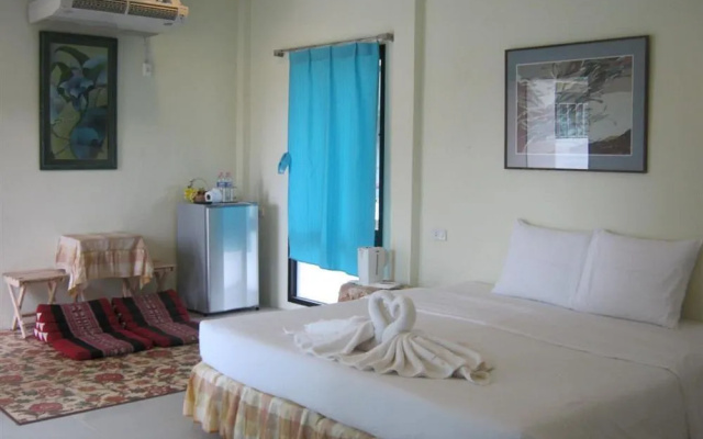 Lipe Resort