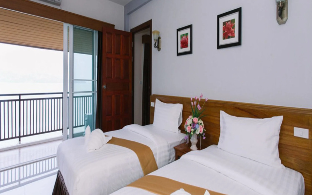 Royal Hill Satun Hotel
