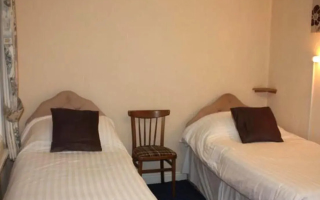 Kingsway Hotel