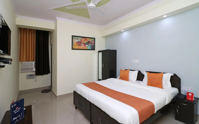 OYO Flagship 10045 Hotel Pearl Residency