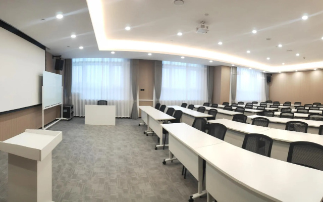 Hanting Hotel Chifeng Lindong Fushan Park