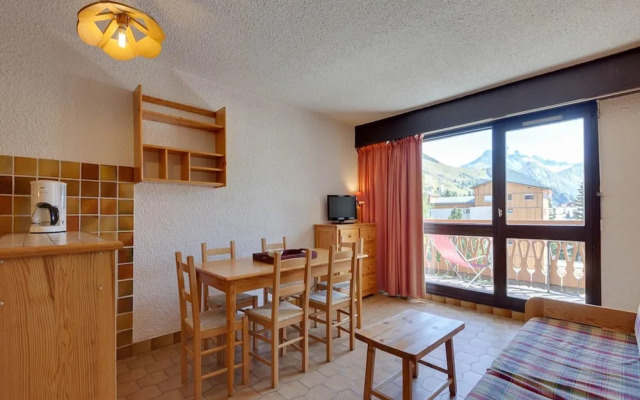 Bright Apartment Close to Ski-slopes