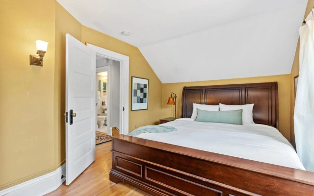 Pillsbury Hideaway