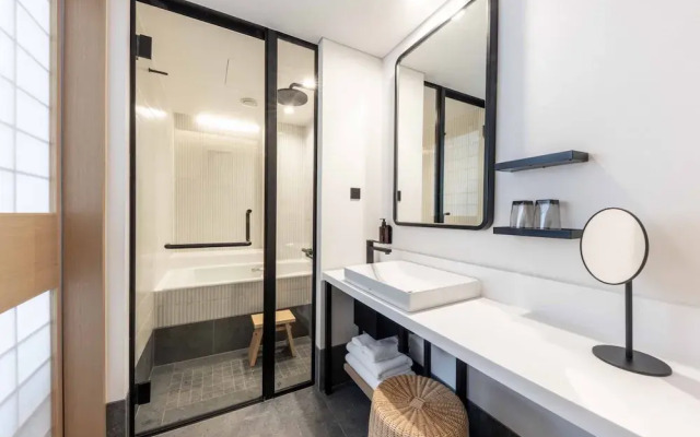 Nozo Hotel