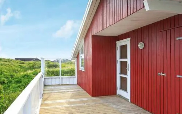 Three-Bedroom Holiday Home In Albæk 21
