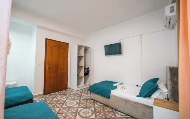 KURTI Hotel