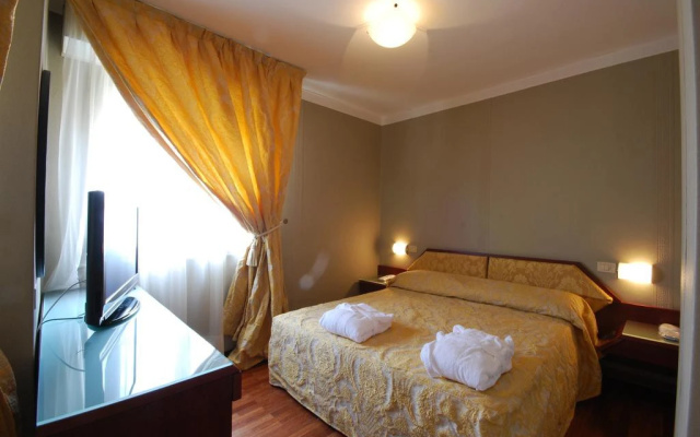 Hotel Bristol