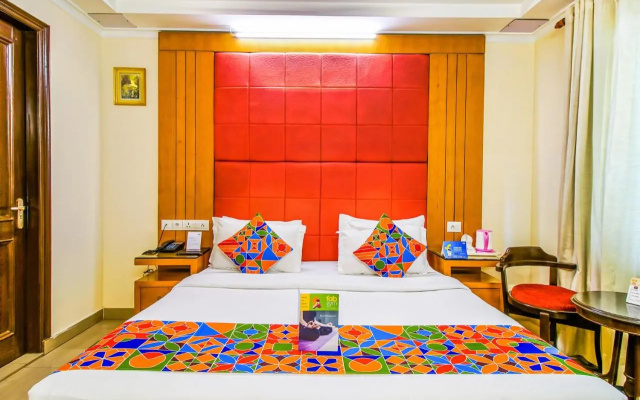 Fabhotel Signature Plaza