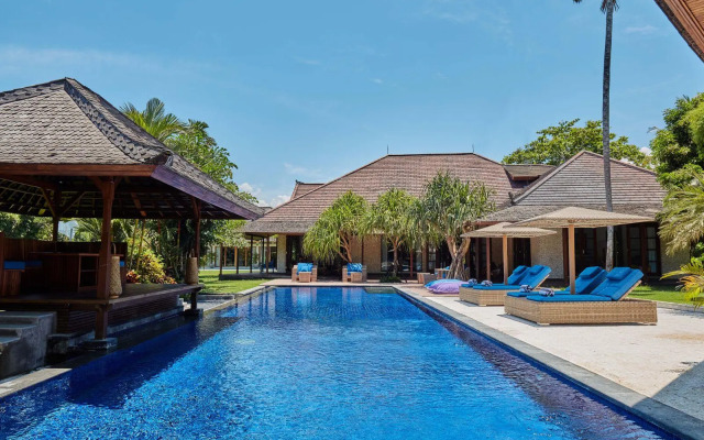 Blue Bamboo Villas