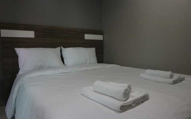 PJ PLACE  Service Apartment