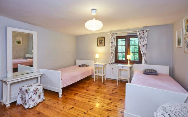 Comfortable Holiday Home, Pool, Sauna, Jacuzzi