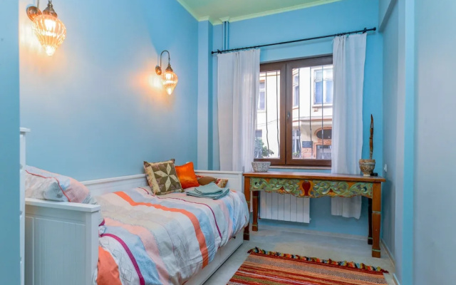 FM Premium 2-BDR Apartment - Pistachio