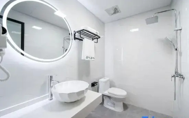 Chongqing Yiting Intelligent Hotel (Nanping Xiexin City Wanda Branch)