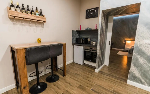 Sandor Apartment