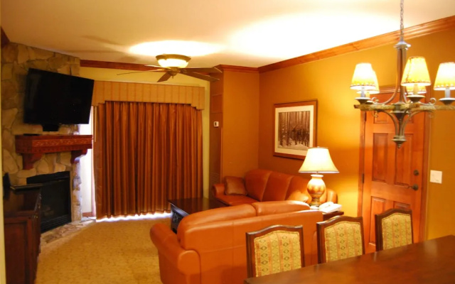 White Pines 1-BD at Westgate - Orion