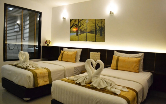 The Convenience Khonkaen Hotel