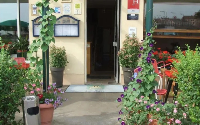 Auberge De La Marine