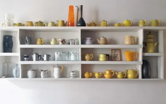 The Yellow Teapot Guest House