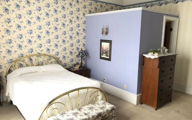 Shaw Mansion Inn