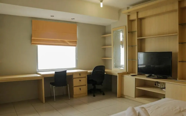 Fully Furnished And Spacious Studio At Green Bay Pluit Apartment