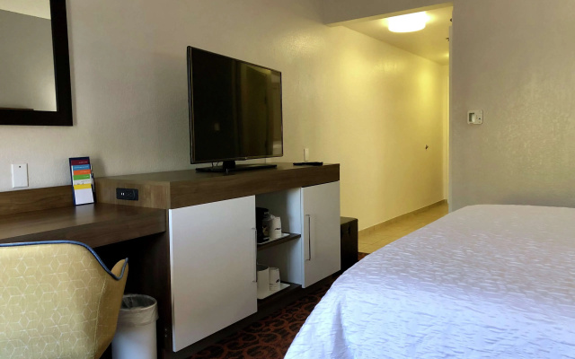 Hampton Inn Spring Hill