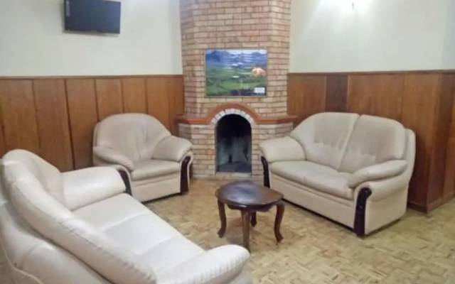 Royal Garden Hotel