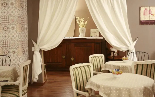 Ankon Hotel