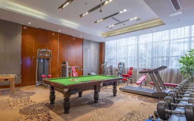 Royal Hotel (Chongqing Liangjiang)