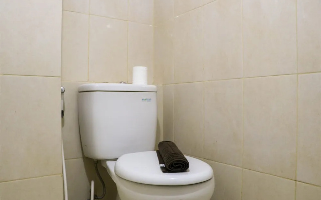 Cozy Living And Tidy Studio At Springlake Summarecon Apartment Bekasi