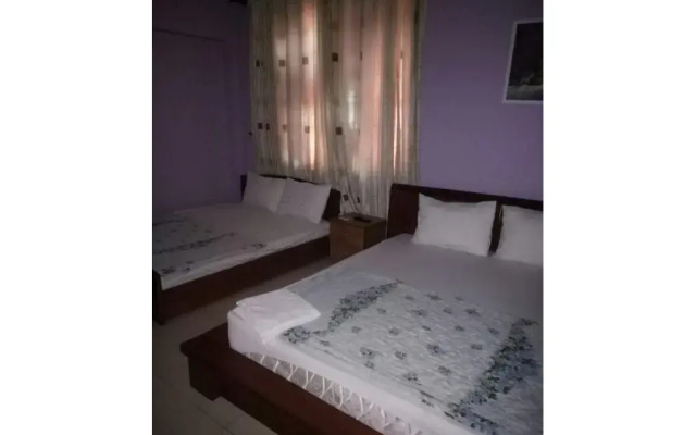 Thien Son Hotel