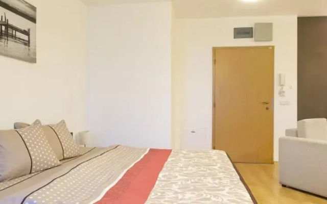 Academica Aparthotel
