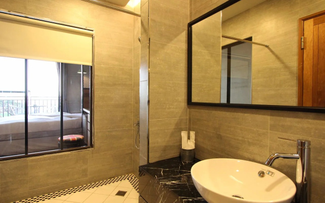 Hido Hotel II