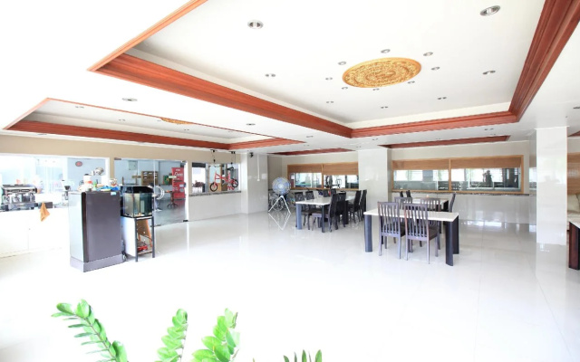 Diamond Place Hotel & Serviced Apartment