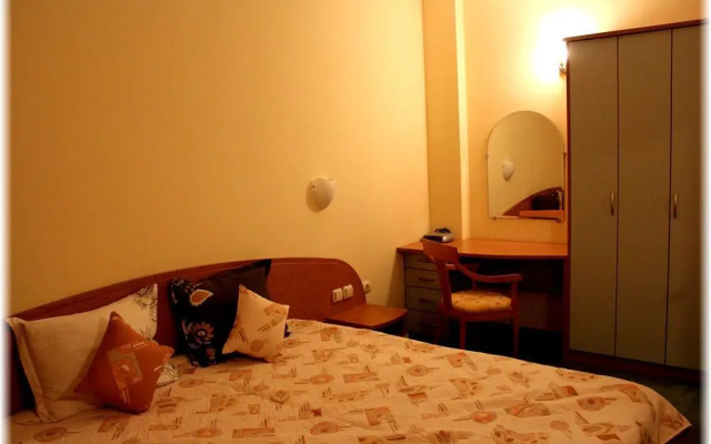 Apartment House Iztok