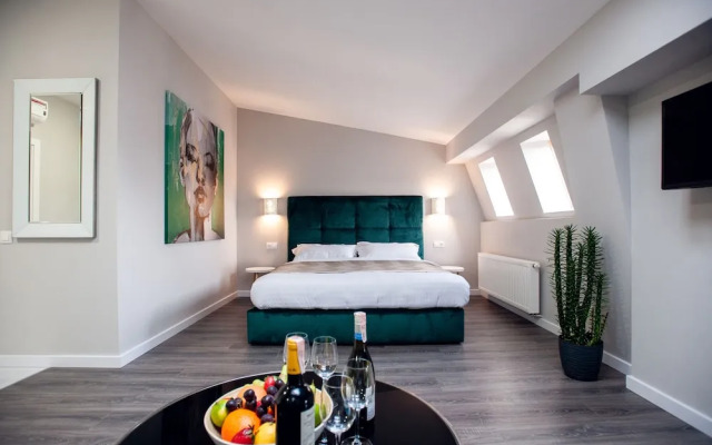 Spacious Apartment Center