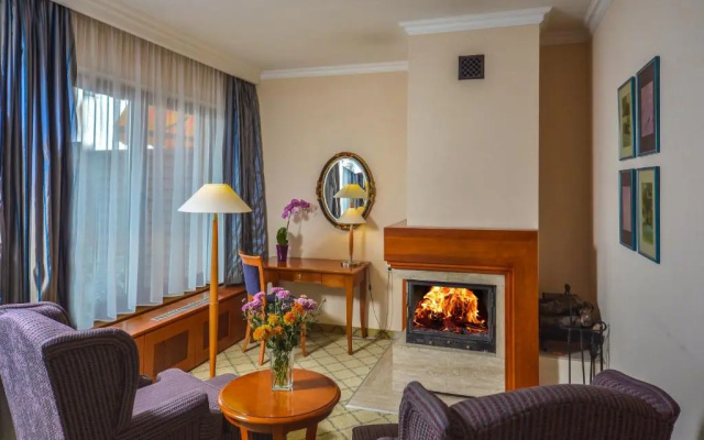 Silvanus Hotel