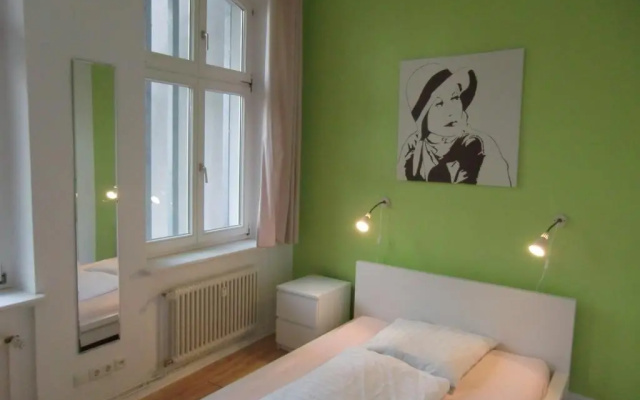 Blue Doors Hostel Altstadt