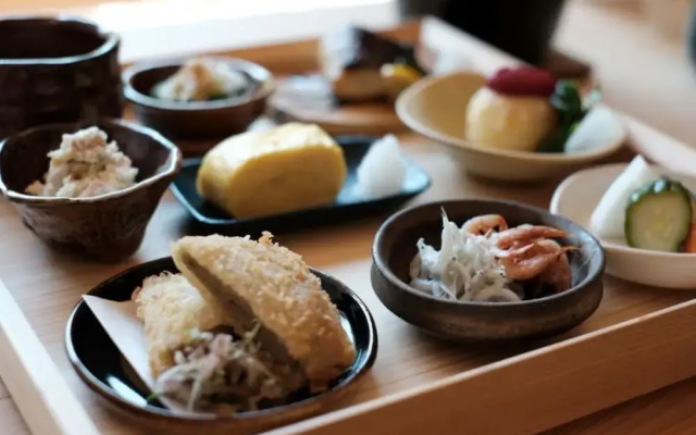 Izumigaya Craft Inn WARAKU
