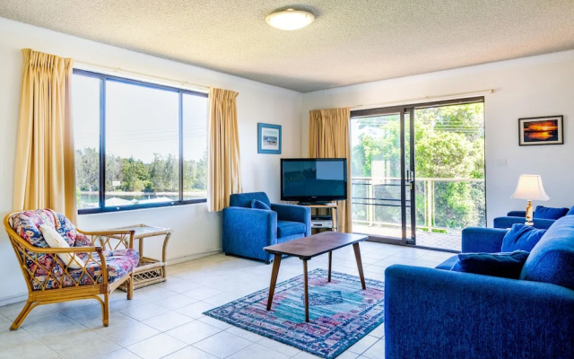 Sunlake Unit 9