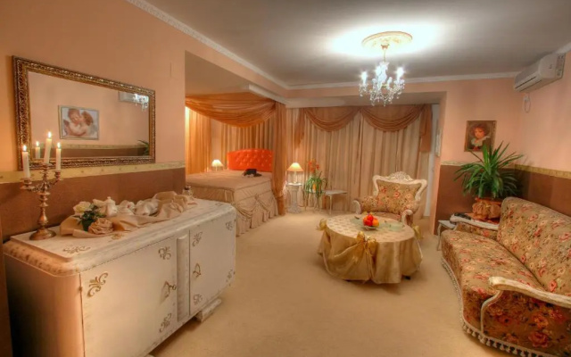 Family Hotel Mania