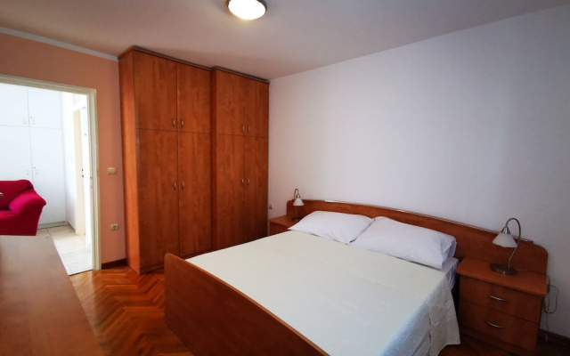 Apartment Lidija