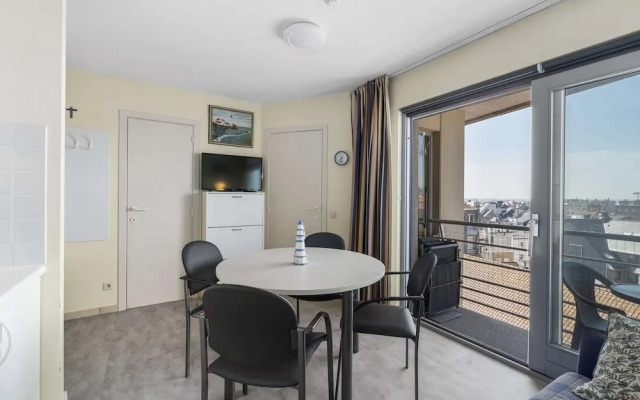 Spacious Studio Near Seafront