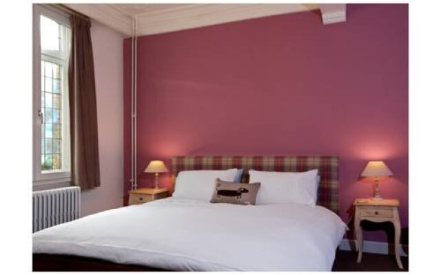 Отель Hamiltons B&B комната для гостей