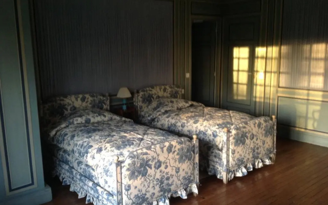 Chambres d'Hôtes Le Manoir de Beaumarchais