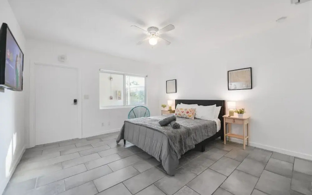 Fabulous Studio 15 min from The Beach
