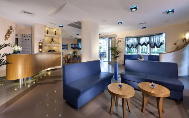 Hotel Paris Resort
